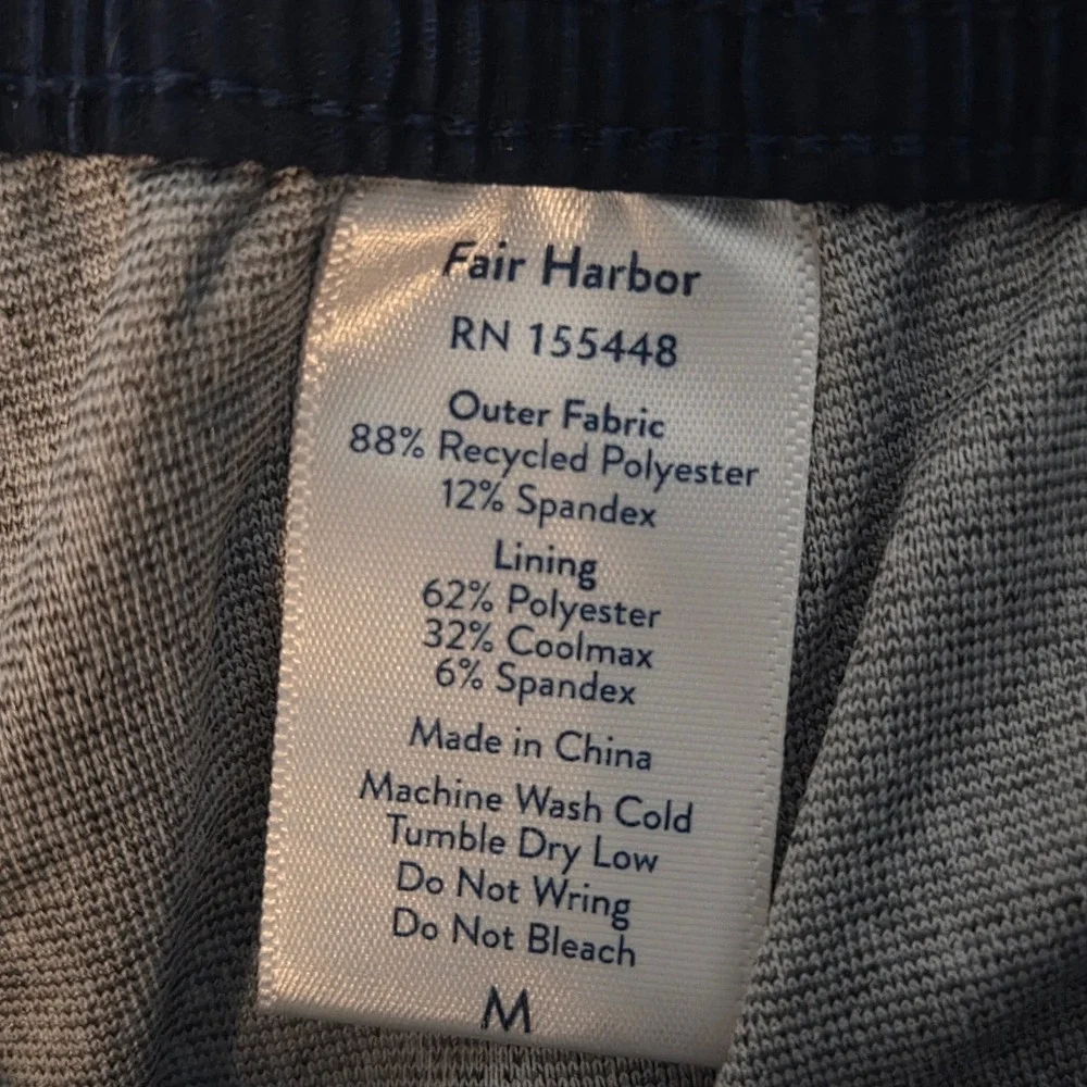 Fair Harbor Swim Trunks Mens Medium Red Navy Blue Scallop Print Lined Shorts‎ M